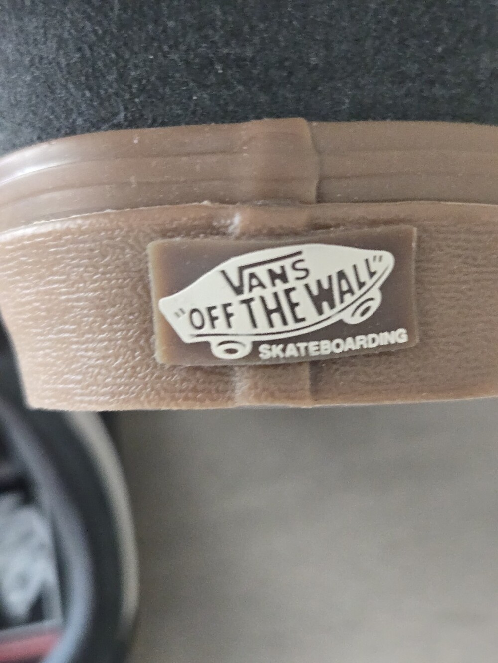 Vans Chukka Low Sidestripe shoes in the Dark Grey Gum colorway. Size 12- ⭐️NWOT⭐ - Picture 5 of 7